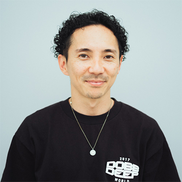 YOSHIAKI TOEDA